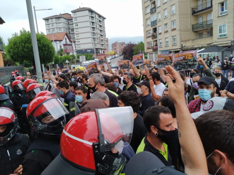 Hemos reivindicado ante el juzgado de Amurrio y ante la Ertzaintza que la solidaridad entre las y los trabajadores no es delito