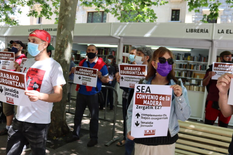 Exigimos un convenio digno para el sector de la Madera de Araba