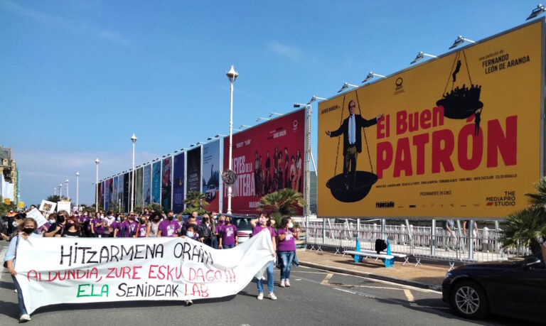 [GALERIA DE FOTOS] Nos hemos manifestado para reivindicar que es hora de desbloquear el conflicto de las residencias de mayores de Gipuzkoa