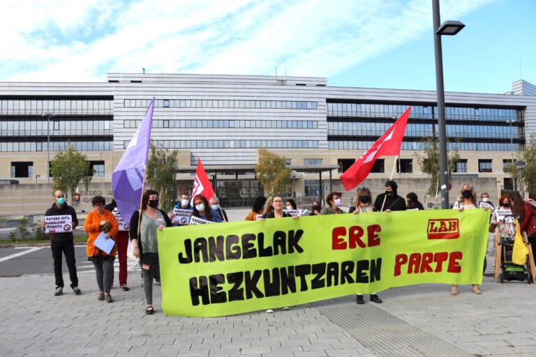 Nuevas licitaciones de los comedores escolares de la CAV: el Departamento de Educación se ha preocupado más de las futuras empresas adjudicatarias que de las trabajadoras y el alumnado