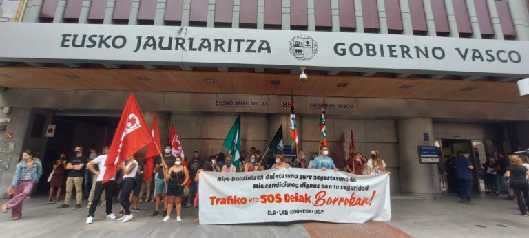 Hemos denunciado repetidas caídas informáticas en los servicios de Tráfico y SOS Deiak