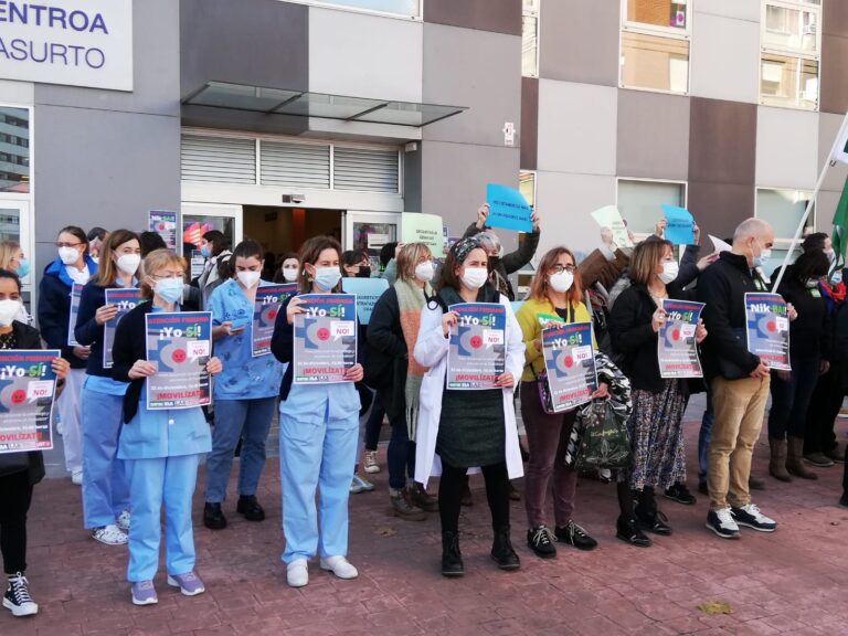 Osakidetza responde a las movilizaciones en defensa de la atención primaria con nuevos recortes