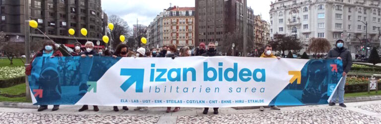Hemos reclamado en Bilbo que se respeten los derechos de Izadi y su madre y padre encarcelados