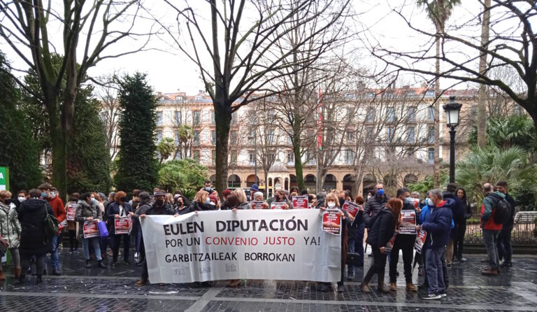 «La limpieza ha sido un servicio esencial y la patronal nos plantea congelación salarial. Es inaceptable»