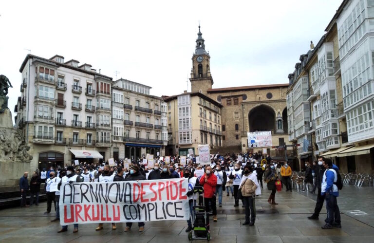 La reforma laboral y la pasividad del Gobierno Vasco han permitido los despidos en AERNNOVA