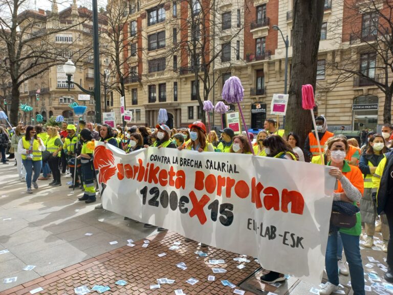 Las trabajadoras de limpieza de Bizkaia se han movilizado contra la brecha salarial