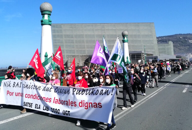Osakidetza va a seguir por la vía de la precarización del sistema sanitario y dejará sin estabilizar miles de plazas
