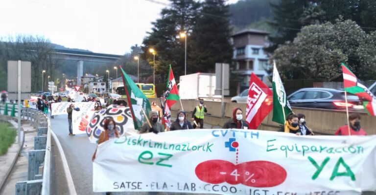 Las y los trabajadores del Centro Vasco de Transfusiones se han movilizado por la equiparación