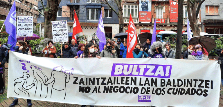 Hemos reclamado al PNV y al PSN que acaben con el negocio de los cuidados y den pasos hacia un sistema público comunitario