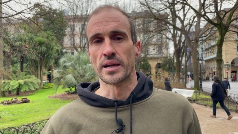 Gipuzkoako Aldundiak proposatutakoa suhiltzaileen aldarrietatik oso urrun dagoela berretsi dugu bileran