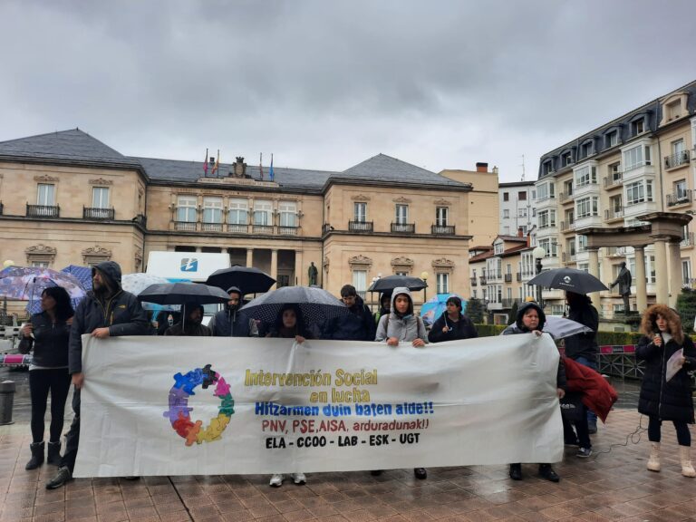 Movilizaciones en Intervención Social de Araba ante el bloqueo de la patronal