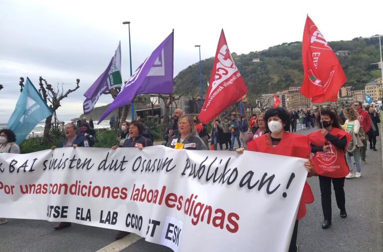 Hemos secundado una nueva huelga en la Atención Primaria para denunciar la grave situación en Osakidetza