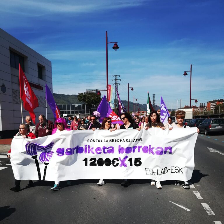 Las trabajadoras de limpieza de Bizkaia secundan la primera de las otras cinco jornadas de huelga convocadas