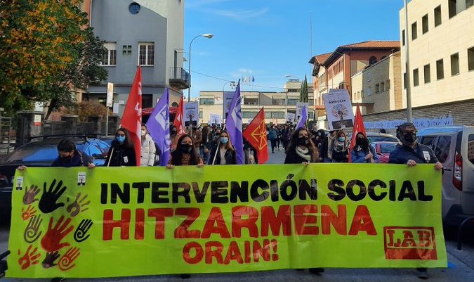 Huelga y movilizaciones para denunciar la impugnación del convenio de intervención social de Nafarroa por parte de la patronal OEIS