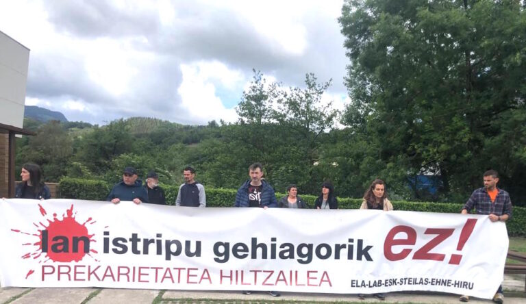 Hemos recordado al transportista muerto en Irura