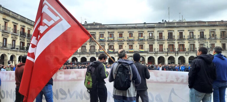 Exigimos contenidos relevantes y de calado en el metal de Araba