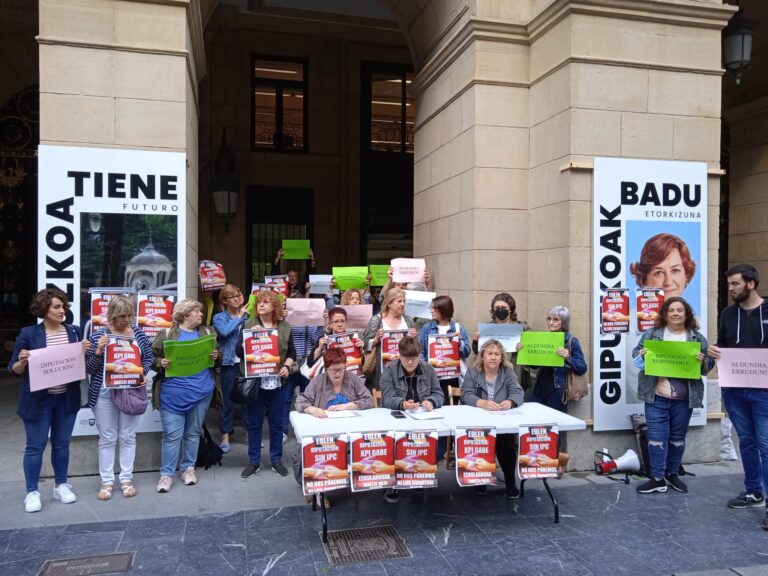 Las trabajadoras de limpieza de los edificios de la Diputación de Gipuzkoa iniciarán el lunes una huelga indefinida