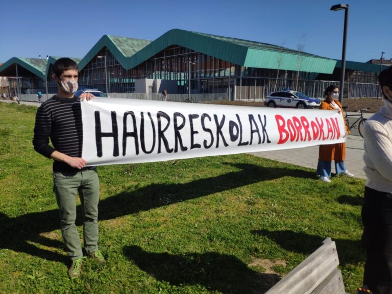 Hemos conseguido que trabajadoras en situación de eventualidad que han superado una oposición en el Consorcio Haurreskolak sean declaradas personal fijo #LortuDugu