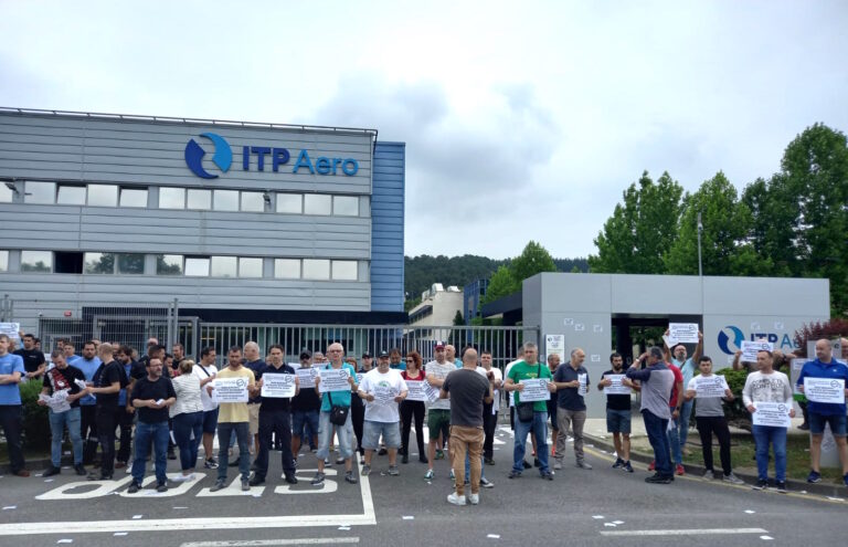 Nos hemos movilizado ante los responsables del bloqueo del convenio del metal de Bizkaia