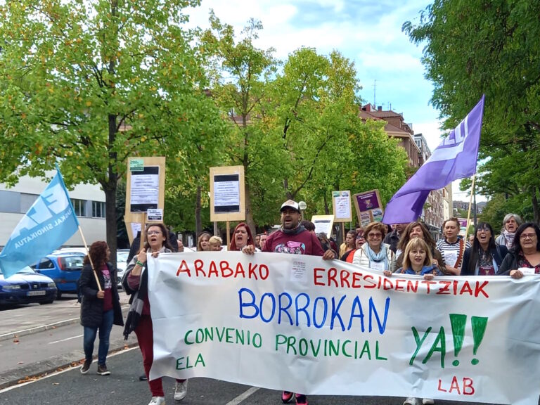 Amplio seguimiento de la huelga en las residencias de Araba