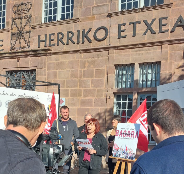 Ekimen ibiltari bat abiatu dugu Donibane Garazin, Ipar Euskal Herriko zerbitzu publikoetako hauteskunde sindikalen baitan