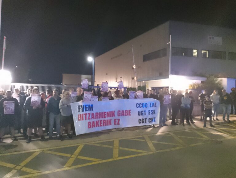 «¿Esta es la oferta del Gobierno Vasco para las y los trabajadores del metal? ¿Violencia?»