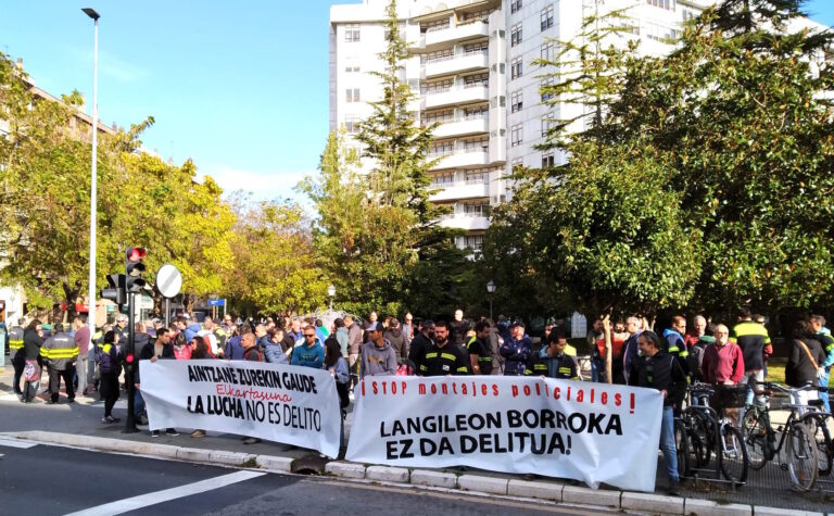 La trabajadora de Tubacex Aintzane Mendia ha sido absuelta de todos los cargos tras el juicio en la Audiencia Provincial #LortuDugu