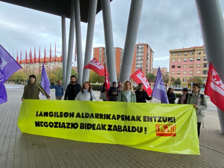 Hemos pedido a Bildarratz que escuche las reivindicaciones de las trabajadoras y trabajadores de educación de la CAV y abra ya vías de negociación