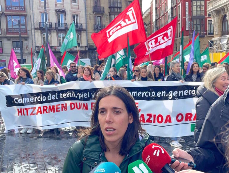 Las trabajadoras del comercio de Bizkaia han realizado huelga en defensa de un convenio digno