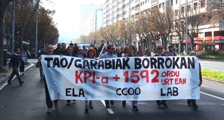 Las y los trabajadores de la OTA y grúas de Gipuzkoa convocan una semana de huelga
