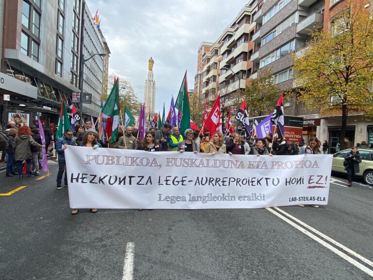 EAEko Hezkuntza Sailak ez du bertako langileak egonkortzeko borondaterik izan kontsolidazio prozesuetan