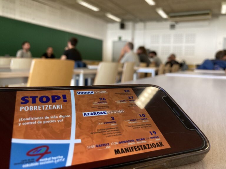 Estamos llevando a cabo en Donostia una jornada en favor del derecho a la vivienda y en contra de la turistificación, de la mano de la Carta de Derechos Sociales