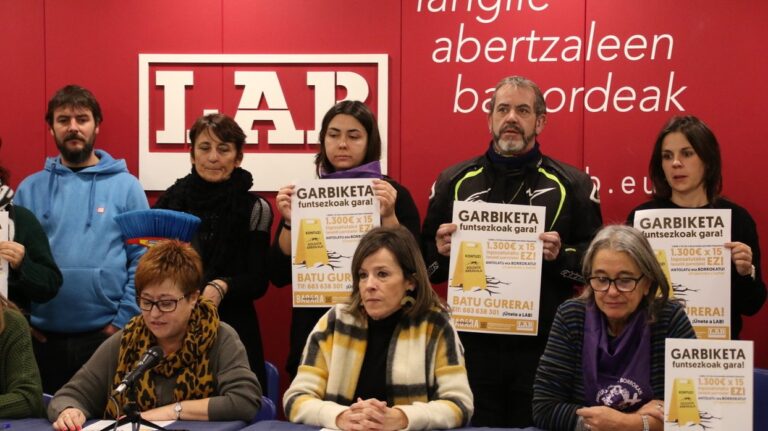 Nos mostramos dispuestas a luchar para reivindicar 15 pagas de 1.300 euros en Limpieza de Edificios y Locales de Gipuzkoa, con el objetivo de acabar con la brecha salarial