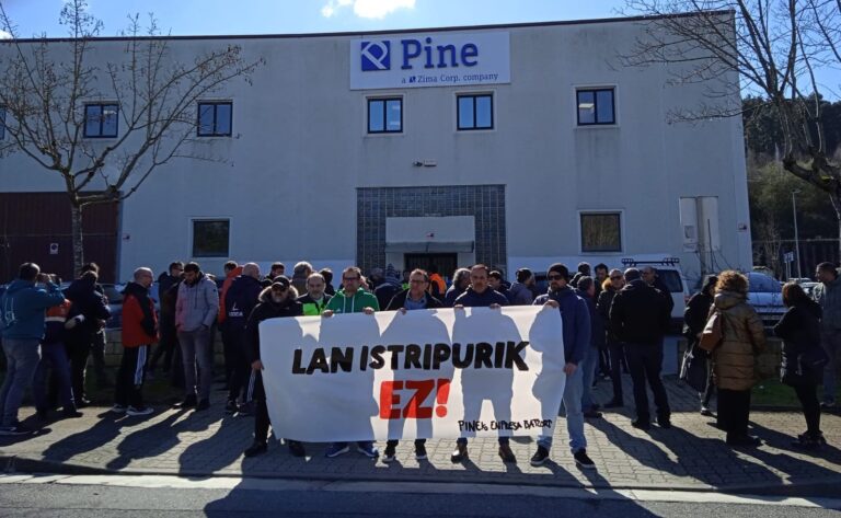 Nos concentramos en Pine para reclamar medidas efectivas contra los riesgos laborales