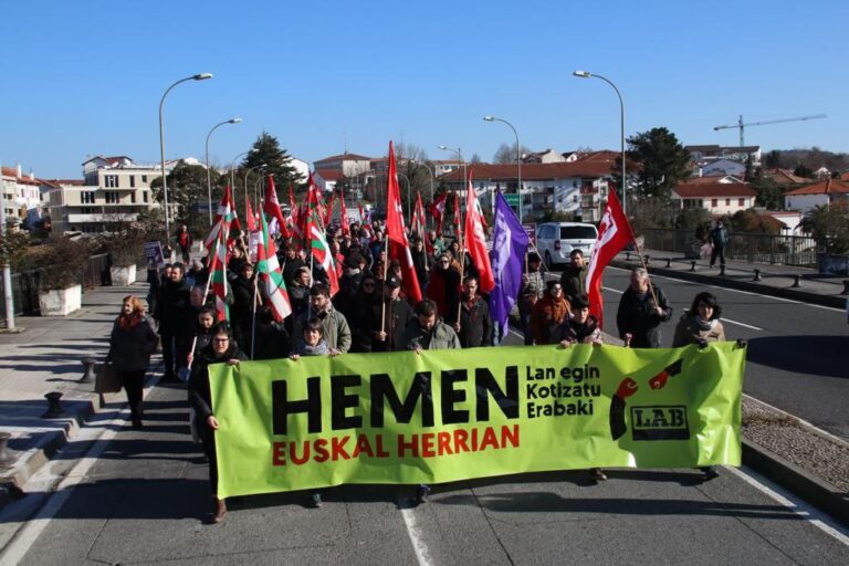 Hemos denunciado las reformas de pensiones y reivindicado un sistema propio entre Hendaia e Irun