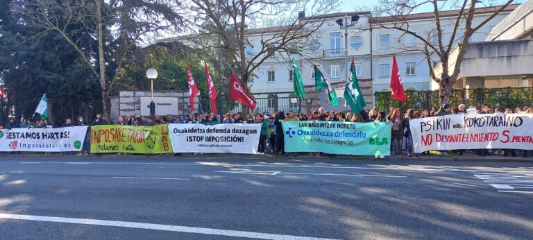 Osakidetza defendatzera aterako gara kalera bihar
