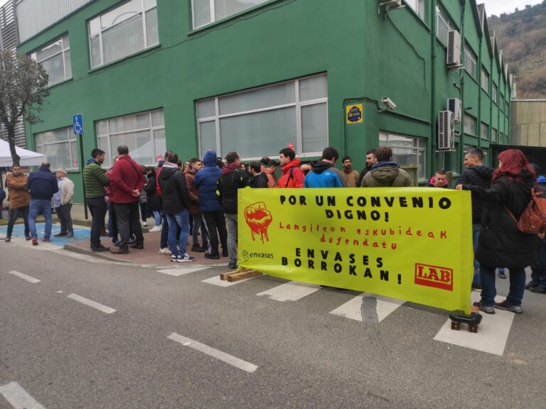 Greba deialdiak Envasesen, hitzarmenaren defentsan