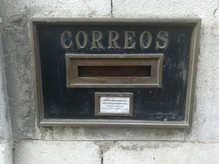 Salatzen dugu Correosek %15ean murriztu duela langile kopurua Añanako Kuadrillan