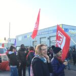 photo_5805488589876870253_y