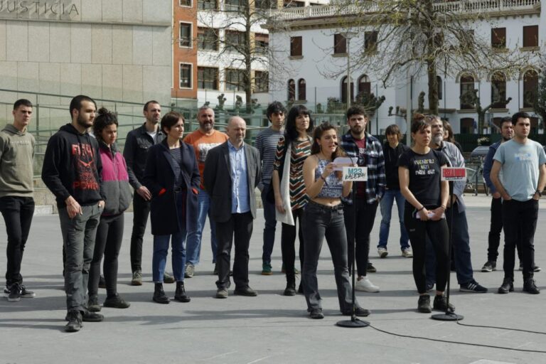 Llamamos a participar en la movilización a favor de la educación en euskera el día 23
