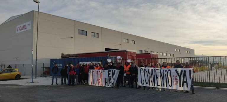 Vicarli Handlingeko greba %20ko soldata igoerak dituen hitzarmena eta kaleratuta zeuden 5 lankideak berriro onartuta amaitu da #LortuDugu