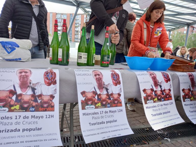 Chorizada en Cruces para exigir que se deje de hacer negocio a costa de las condiciones laborales de las trabajadoras de limpieza