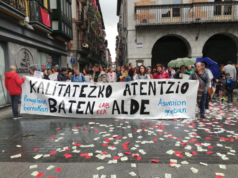 Las trabajadoras de Asunción siguen en lucha por un convenio digno y por otro modelo en el nuevo hospital