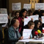 photo_5967710239086198022_y