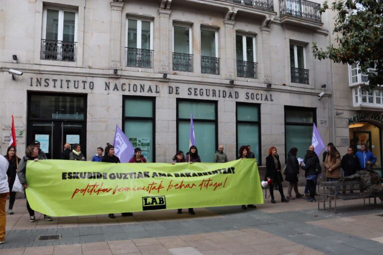 Reivindicamos que los derechos de las familias monomarentales se garanticen también en el ámbito jurídico