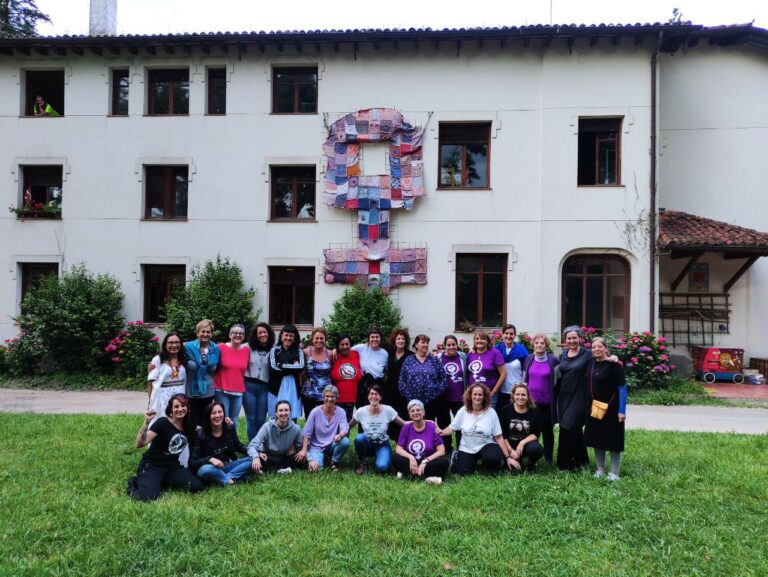 Hemos celebrado un encuentro internacionalista sobre sindicalismo feminista en Basoa