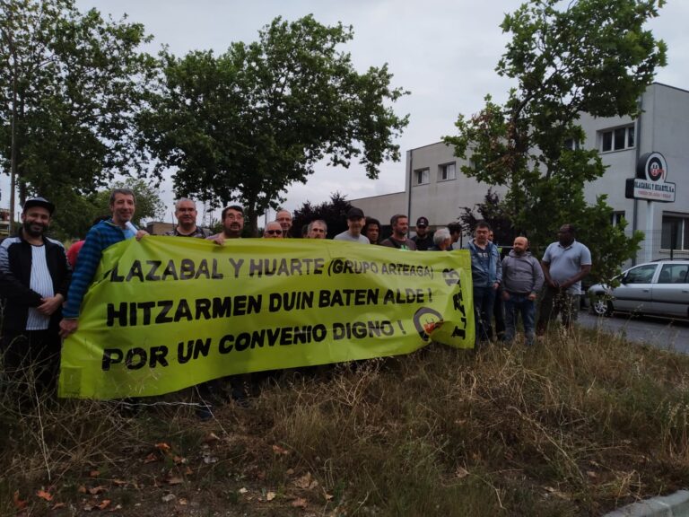 La plantilla de Olazabal y Huarte en huelga para exigir un convenio digno