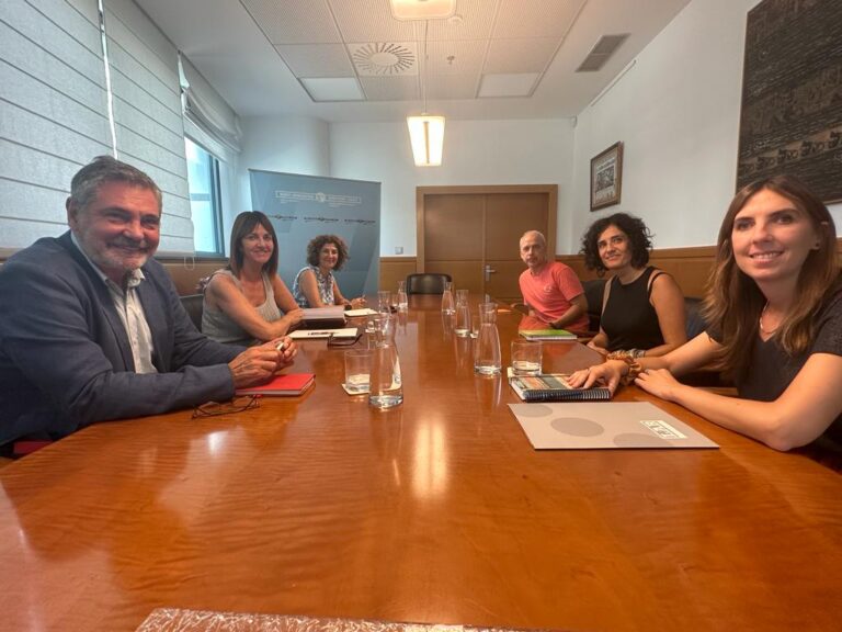 Hemos solicitado al Gobierno Vasco una actitud proactiva para poder establecer un salario mínimo de 1.400 euros en la CAV