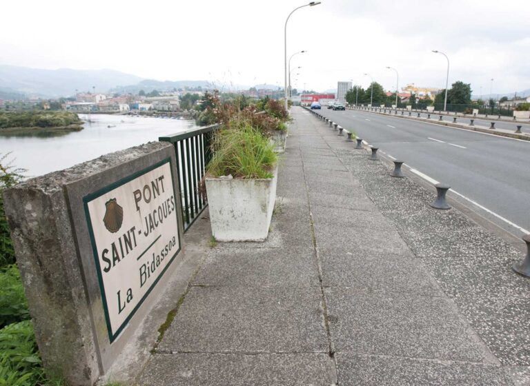 Mugetan gertatzen denari nekropolitika esaten zaio eta erantzuleak ditu