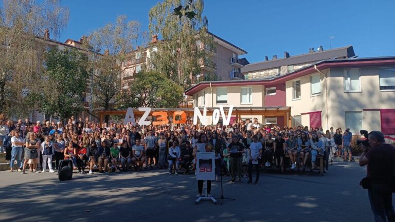 Egungo zaintza eredua errotik eraldatu asmo duen Herri Akordioa aurkeztu dugu